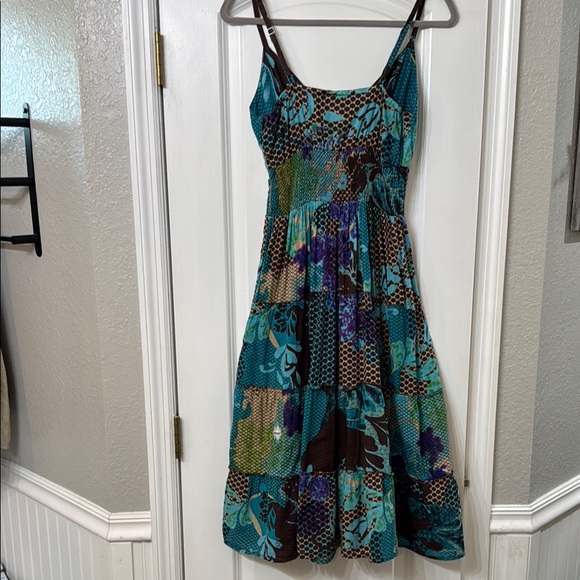 Patterned Ruffle Layered Sundress Dress - Picture 8 of 8